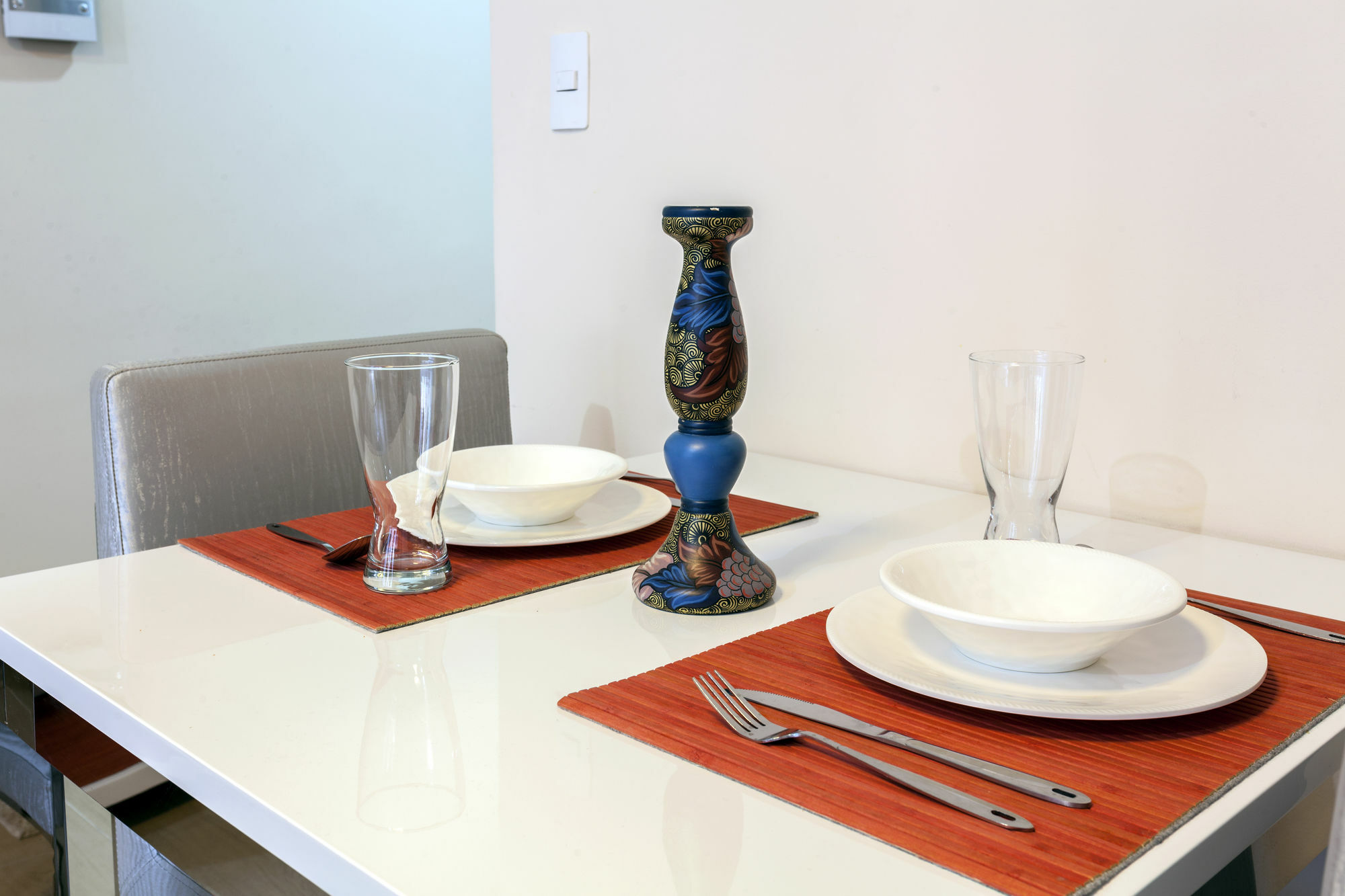 Csuites At Two Central Residences ماكاتي المظهر الخارجي الصورة
